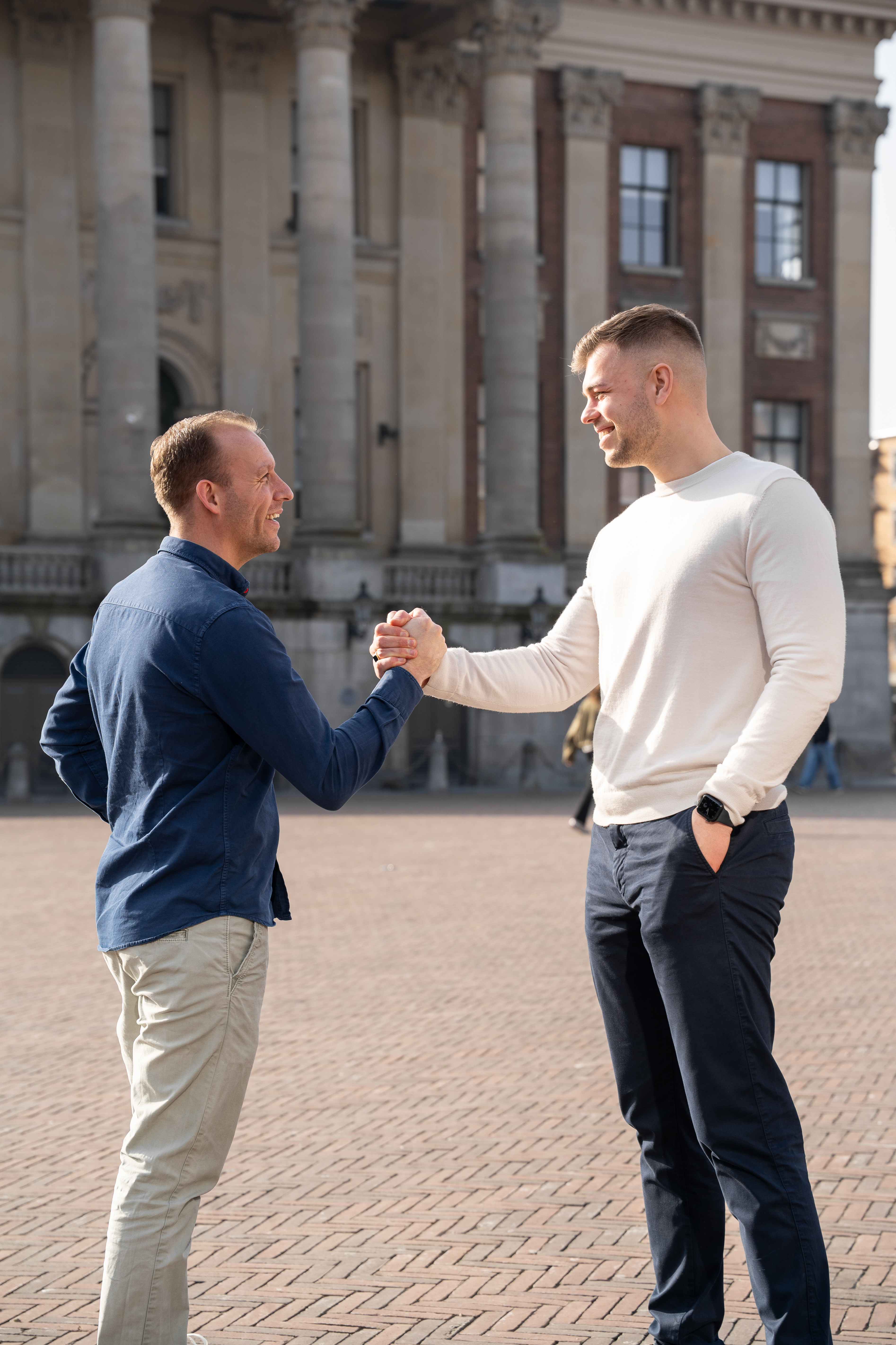 Erwin en Frank handshake